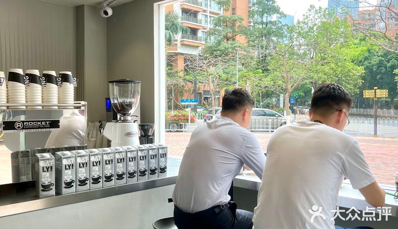 廣州 | 從窗口看到屬於廣州的春天🌿CBD咖啡新店ING