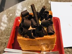 -港丽餐厅(高德置地店)