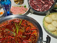 -茅草房·河畔园林火锅