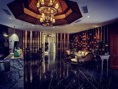 -汤臣海派理疗公馆