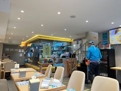 -灵芝妹子海鲜米线(劳动公园店)