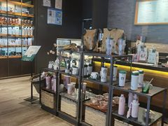 -星巴克臻选(周浦万达店)