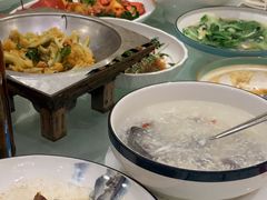 -沪华海鲜大酒楼(南汇店)