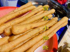 -马路边边串串香(苗栗路店)