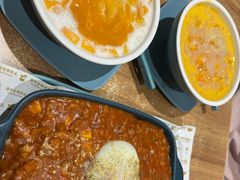 濕免治牛肉溫泉蛋拌飯-杨枝金捞甜品(氹仔泉澧店)