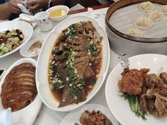 -梅利汴京烤鸭•开封豫菜地标店(铁北街店)