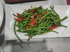 开胃长豆角-干老四雅鱼饭店(滨江西路店)