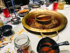 -哥老官重庆美蛙鱼头(龙湖杭州金沙天街店)