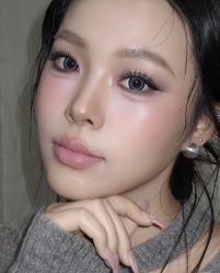 -明天见·化妆造型工作室