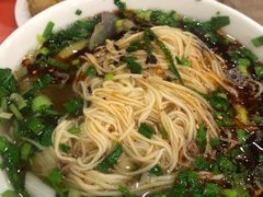 -牛一嘴·兰州牛肉面·大盘鸡(财富中心店)