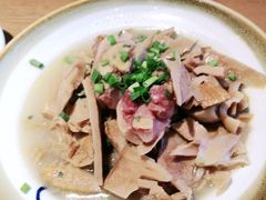 -吴越荣记苏州菜·松鼠桂鱼100%活鱼现做(斜塘老街店)