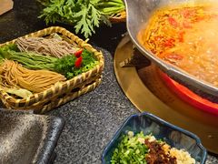 -湊湊火锅·茶憩(世博大道店)