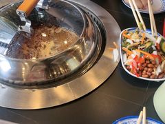 -田家大院东北农家菜铁锅炖(西安总店)