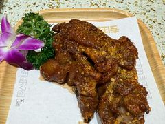 -小董哥烤串·爆汁大油边(故宫店)