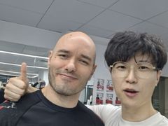 -EFL巴西柔术·综合格斗·泰拳·少儿体能训练(虹桥德必馆)