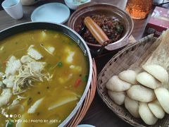 -有红鸡毛店·川菜(建设路店)