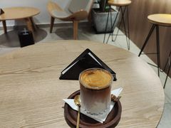 Dirty-infinite cafe