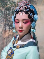 -盘子女人坊古装写真摄影(厦门总店)