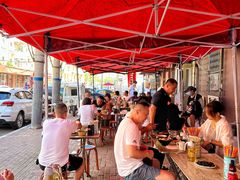 露天位-晓军麻辣面馆