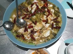 -姚姚酸菜鱼·金戈戈香港豉油鸡(喜荟城联名店)