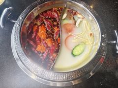 大骨汤鸳鸯锅-蓉城老院十年老火锅(中南店)