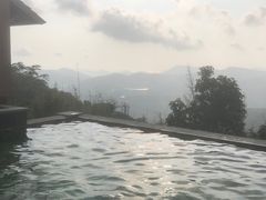 -三亚亚龙湾人间天堂鸟巢度假村