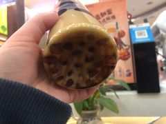 -沪上阿姨·精选茶饮(十一经路店)