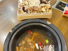 -菌乡缘·野生菌蒸汽鱼火锅(江边夜市店)