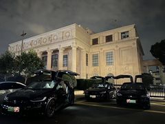 -TESLA 特斯拉(上海太古汇体验店)