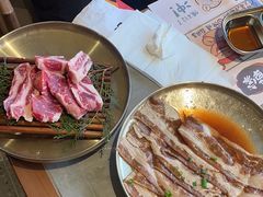 -草家酱蟹炭火烤肉店(珲春南路一店)
