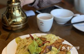 Stir-fried Napa Cabbage with Flatbread