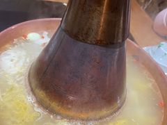 -果松木炭酸菜铜火锅·外婆参鸡汤