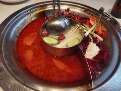 -周师兄大刀腰片火锅(磁器口直营店)