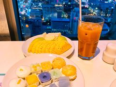 糕点-彩虹云霄酒店76&78层国际自助餐