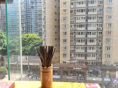 -城墙拐拐火锅(三峡广场黑金冠店)