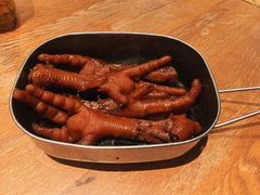弄堂里的卤鸡爪-弄堂里· 江南名肴(西湖龙井路店)