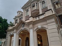 -香港大学