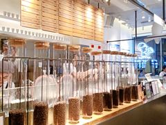 自助取餐区-喜茶(东莞汇一城店)