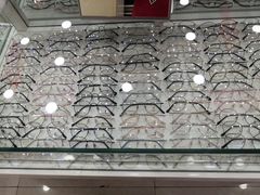 -罗创丹阳眼镜(童卫路店)