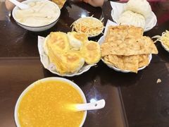 -方中山胡辣汤(顺河路店)