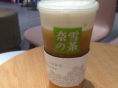 -奈雪的茶(湖滨银泰in77C区PRO店)