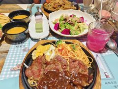 -新华贸购物中心(新华西道店)
