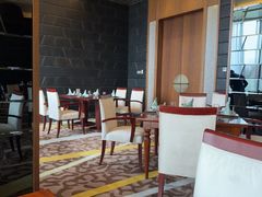 -粤尚腾香居中餐厅(首都机场希尔顿店)