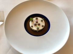 法式鸭肝伴野菌啫喱配开心果-Caprice(香港四季酒店)