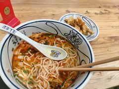 -陇上秦轩西安biangbiang面(朝龙汇店)