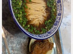 -伟记奥面馆(养育巷店)