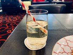 -Salon de The de Joel Robuchon(外滩18号店)