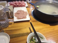 -风情丽江斑鱼火锅(孙家沟西南路80号店)