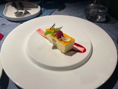 -弦月窗LUNETTE BY AMANDA(复兴路店)