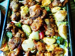 -老东镇啤酒屋海鲜加工·蒸汽海鲜·海鲜烧烤(台东店)